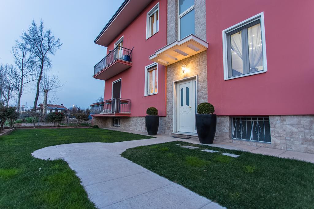 Апартаменты Lm House Лонато Экстерьер фото